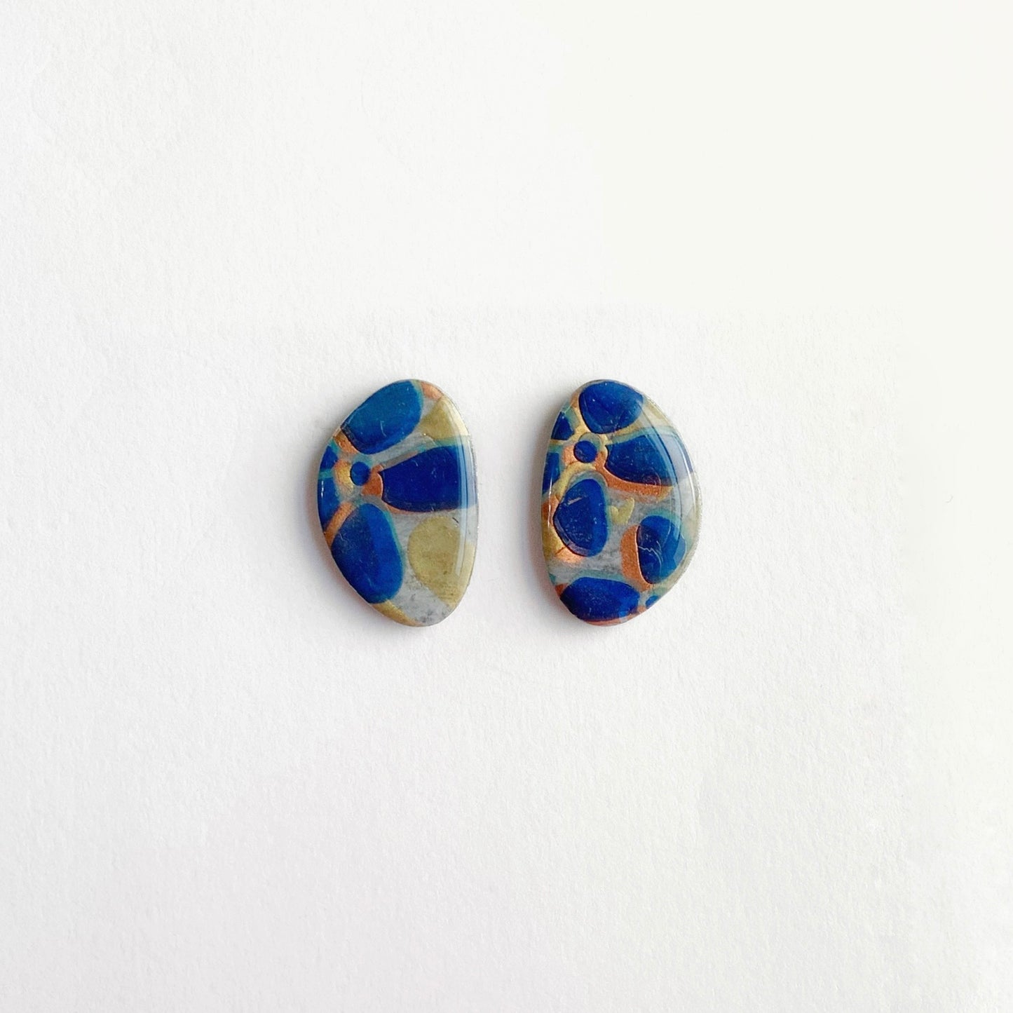 Pebble Stud Earrings