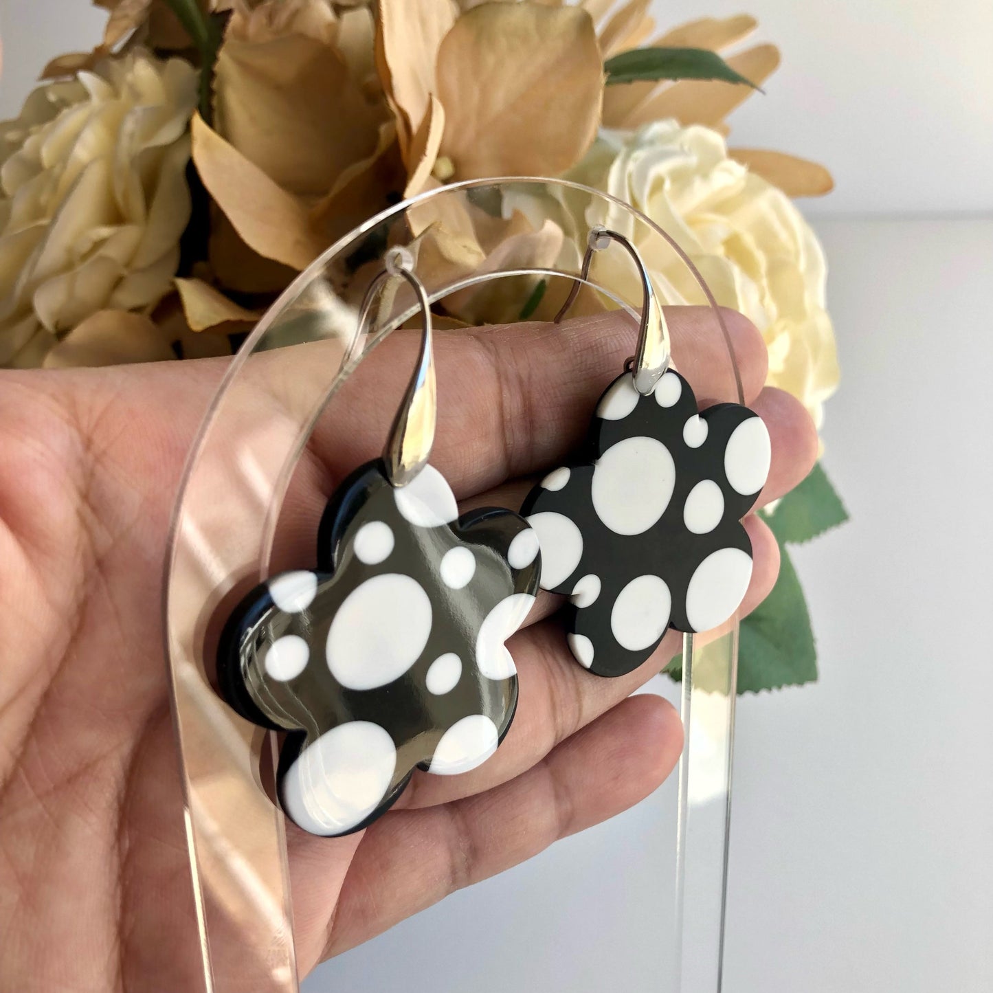 Polka dots flower