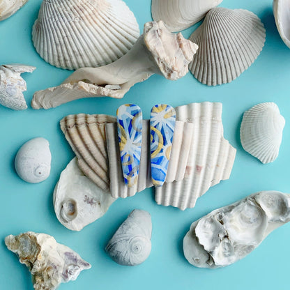 Medium Bar Stud Earrings