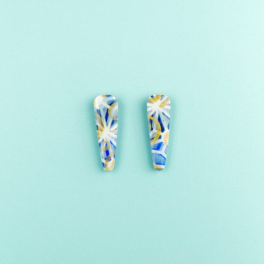 Medium Bar Stud Earrings