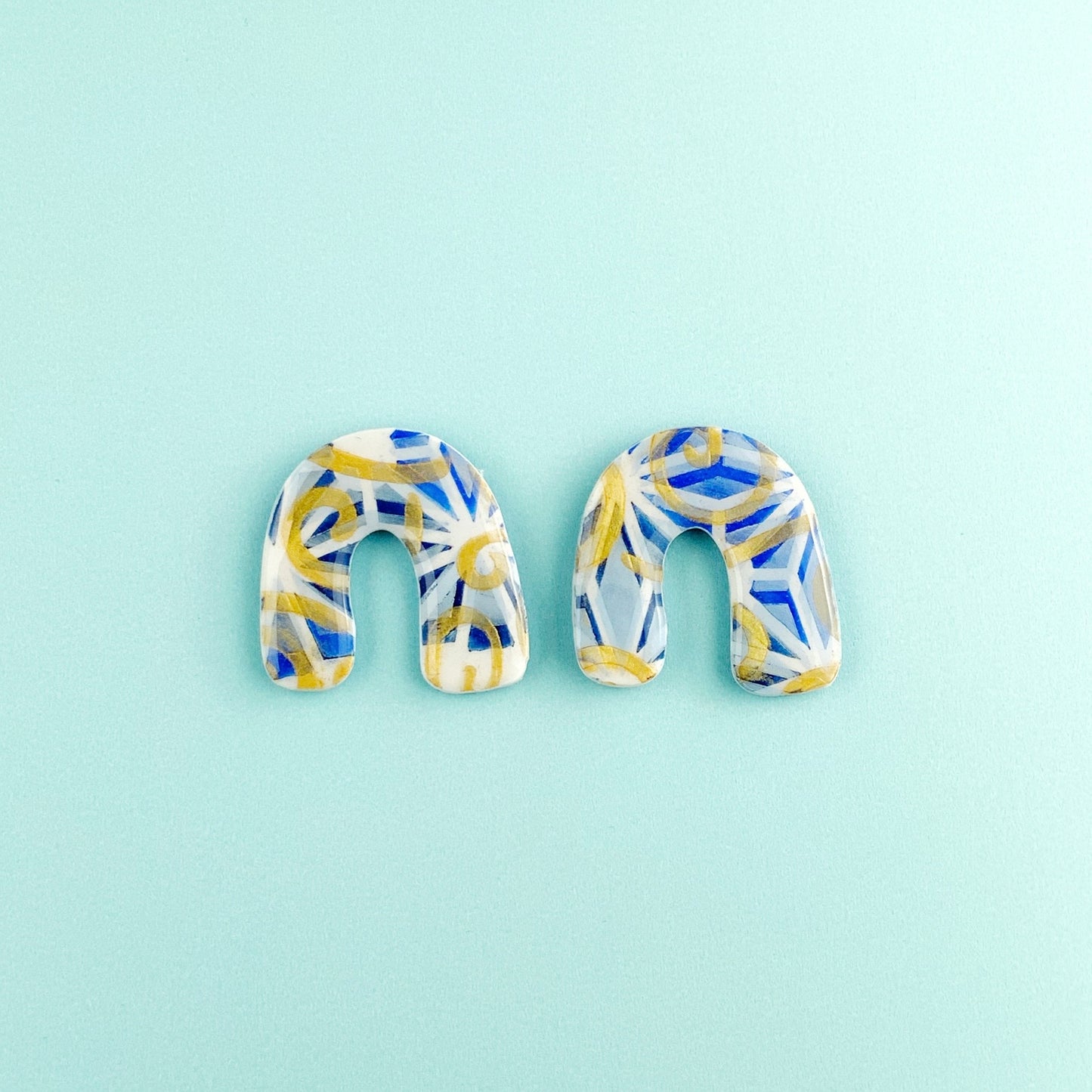 Blue Arch Stud Earrings
